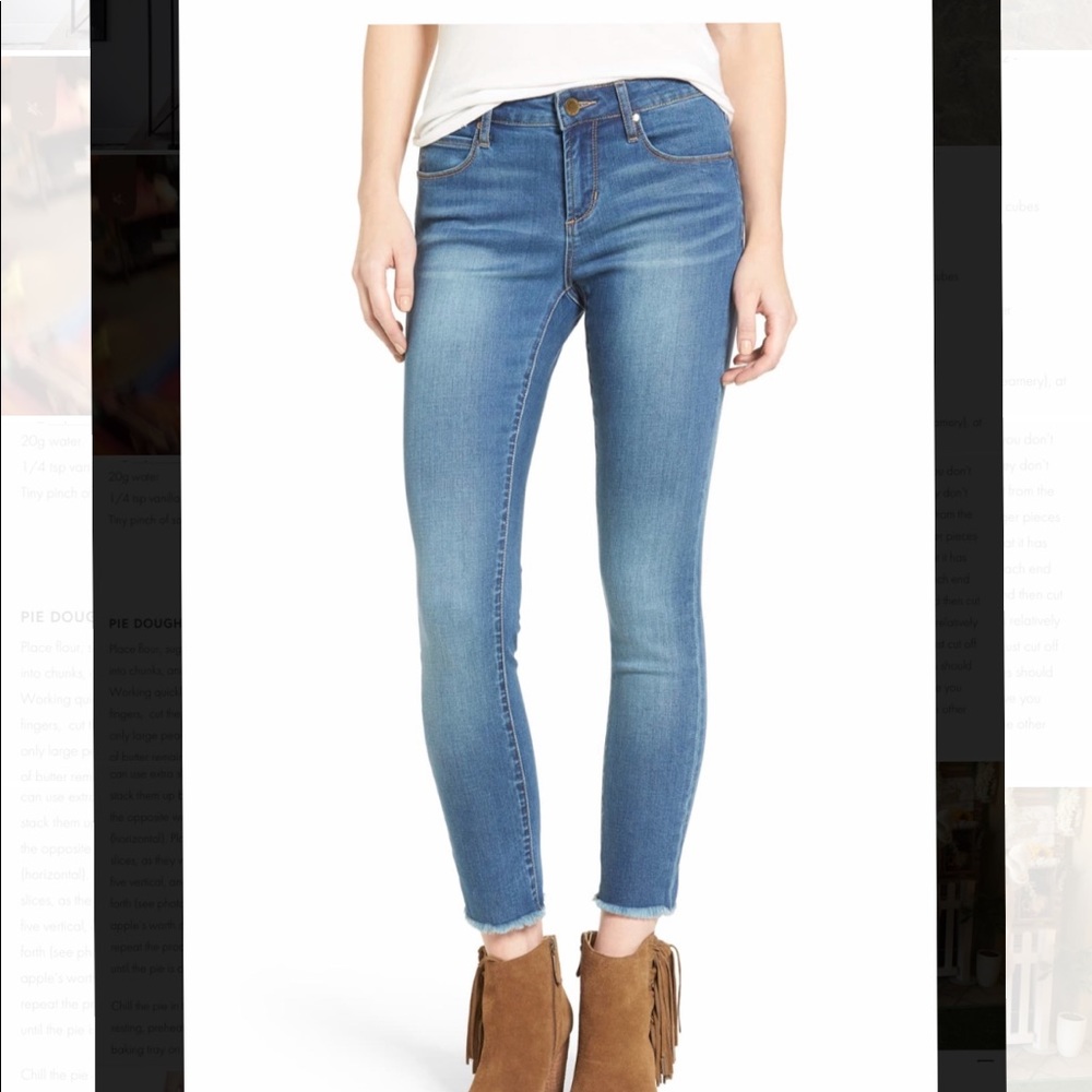 Articles of society Carly Crop Jeans.
